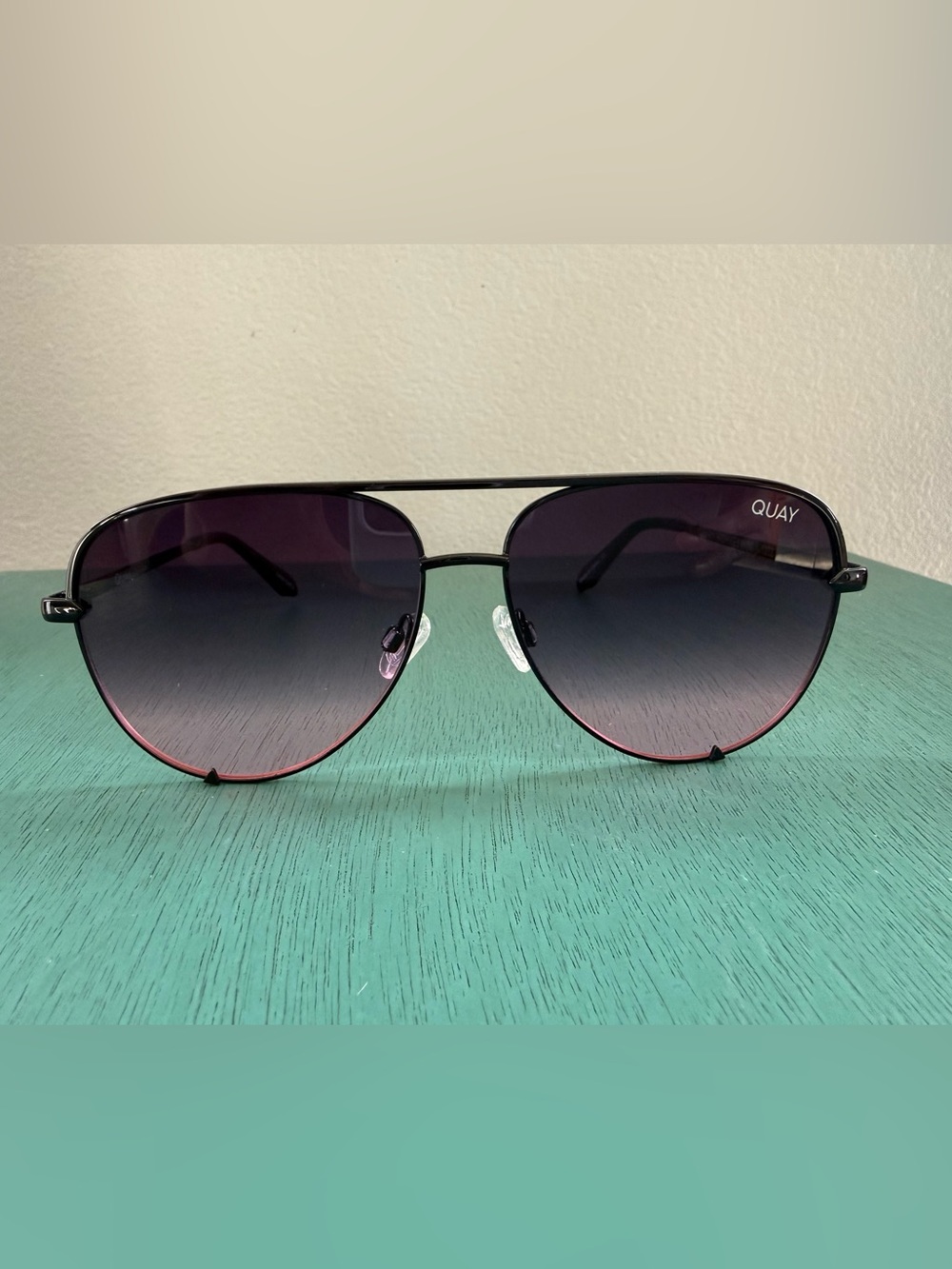 Quay Australia Aviator Sunglasses - Purple Gradient Lenses